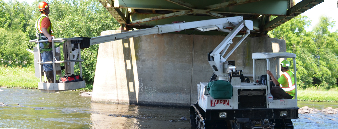 Bridge tracker in action